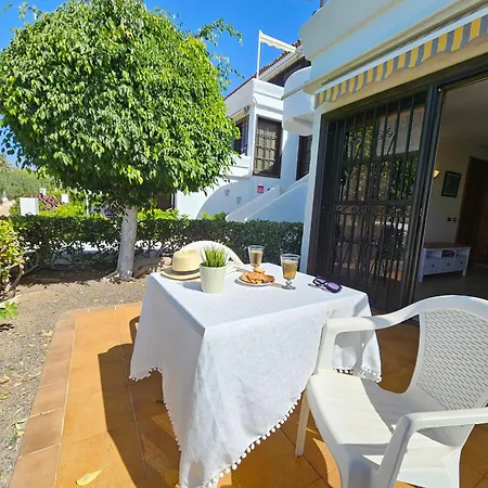 شقة New Stunning Golf View & Pool , South Tenerife
